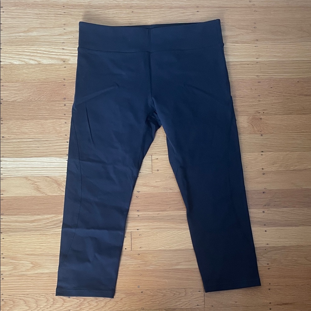 Black Tory Sport Cropped Leggings sz XL